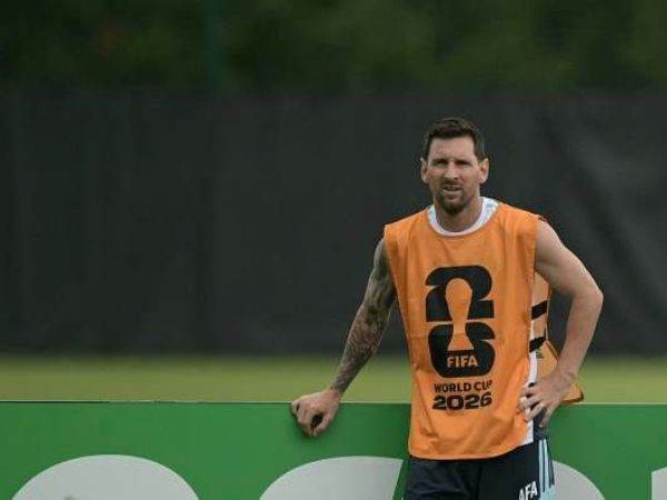JUAN MABROMATA / AFP via Getty Images