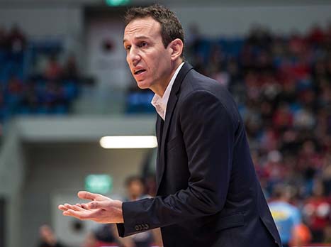 היה מוכן לבוא רק ליותר מעונה אחת (דני מרון)