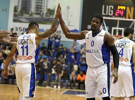 אדריאן. הרצליה שלטה מתחת לסלים (אלן שיבר)