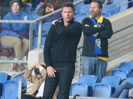 אוואט. בסגל חסר