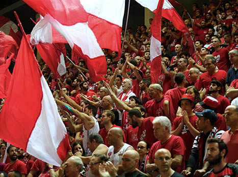 איך הקהל האדום יקבל את הדר?