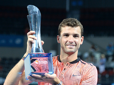 דימיטרוב והגביע. תואר חמישי לבולגרי (getty)