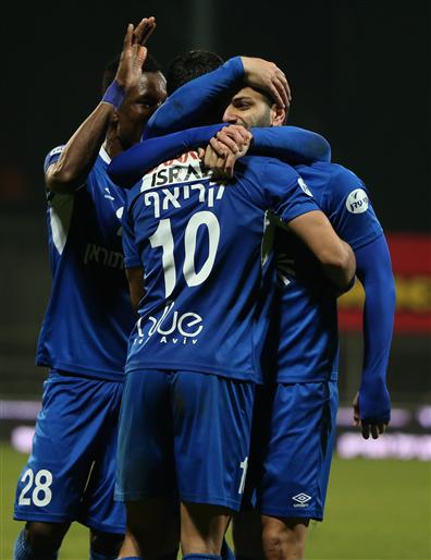 הייתה רק קבוצה אחת על המגרש (סוכנות ג'יני)