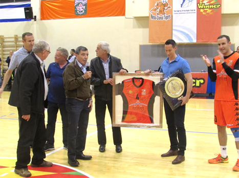 ראשל"צ לא התחשבה בנס ציונה ולנגליב (צילום: ארד ירושלמי, איגוד הכדוריד)