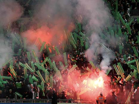 האבוקות עלו ביוקר למכבי חיפה (צילום: אלן שיבר)