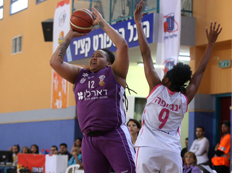 אדאמס. צמוד בין רמת חן לחולון (מנהלת)