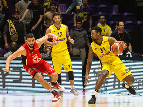 היה חד. גינת (מנהלת הליגה)