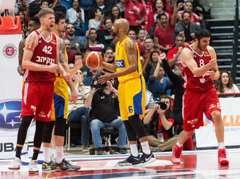 הכריע את הערב. אליהו (עודד קרני)