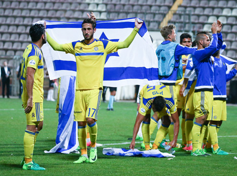 עדיין לא ויתרו על האליפות. שחקני מכבי אחרי סכנין (דני מרון)