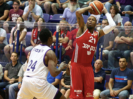 בין היחידים שבלטו. קינזי (אלן שיבר)