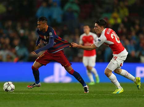 בדרך חזרה לברצלונה. ביירין (Getty)