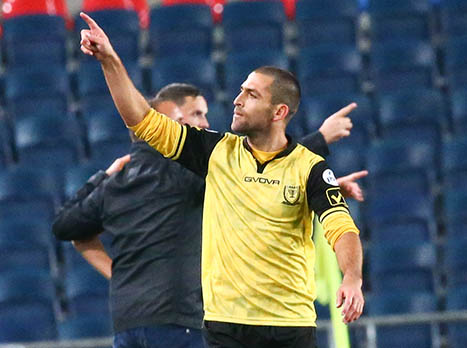 התקשר לברך. שכטר (דני מרון)