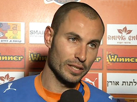 דודו אברהם. מחפש חלוץ, בלם, שוער וקשר