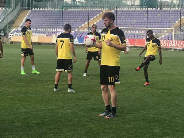 ז'ארז'יניו. בית"ר תנסה לכבוש (האתר הרשמי של בית"ר י-ם)