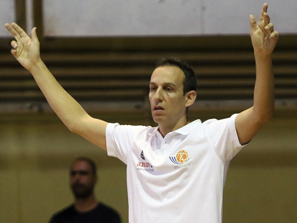 קטש. יכול להיות רגוע (FIBA)