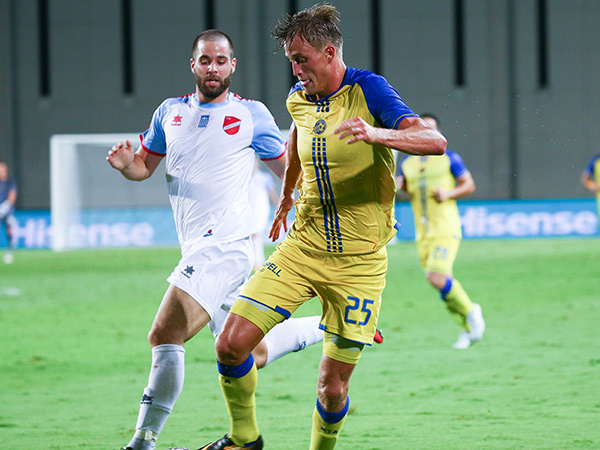 אנחנו מוכנים לקרב. שוינפלד (דני מרון)