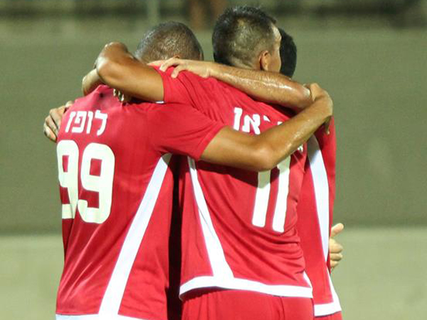 הפועל ת"א ברבע הגמר (באדיבות הפייסבוק הרשמי של הפועל ת"א)