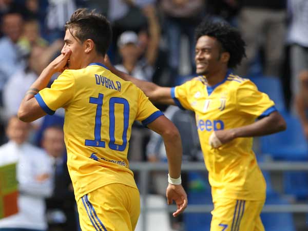 חגג על חשבון ססואולו. דיבאלה (Getty)