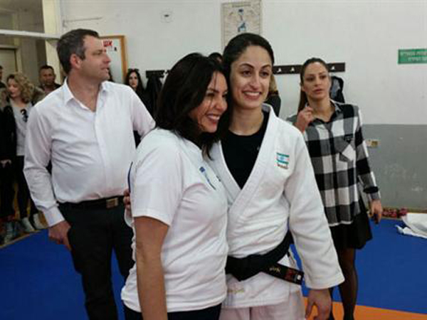 רגב תבטל את נסיעתה אם הדברים לא ישתנו