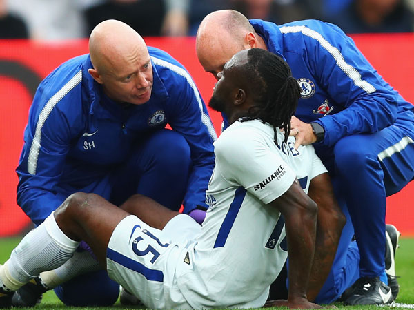 הצמרת האנגלית מתרחקת מצ'לסי, הפציעות לא עוזרות (getty)