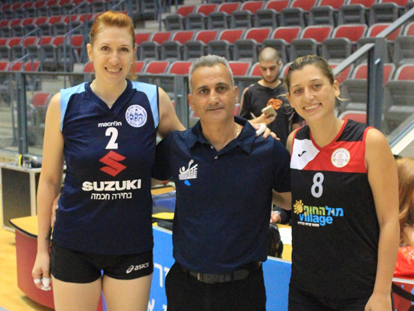 קרוק ושושן בסיום. ניצחון נוח לקרית אתא (צילום: איגוד הכדורעף)