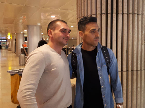 שוב בארץ. זהבי