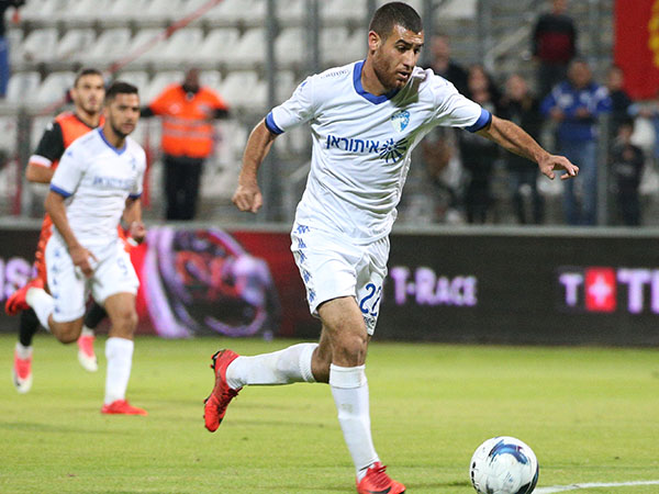 ריאן. הצגה במחצית השנייה (אנצ'ו גוש, סוכנות ג'יני)