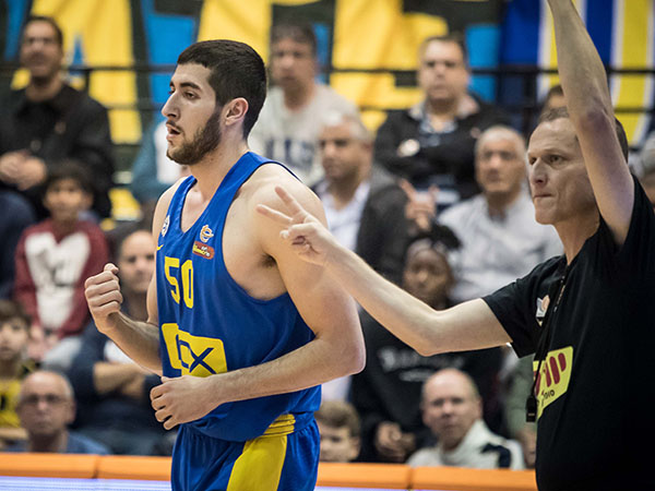 ספאחיה ביקר את זוסמן (מנהלת הליגה)