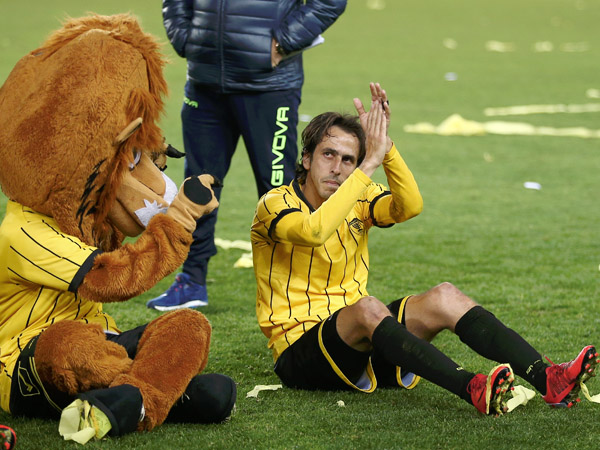 שותף מלא לניצחון. בניון (אלן שיבר)