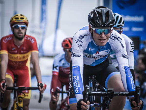 הרמאנס תשיעי (נועה ארנון)