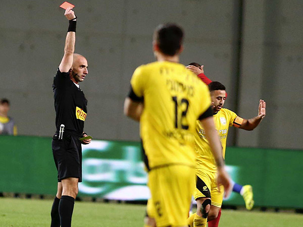 עבירה מיותרת (אלן שיבר)