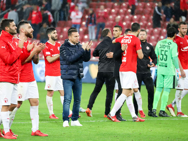 העיקר הניצחון. בכר והשחקנים (דני מרון)