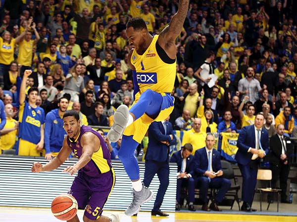 שתי ההתקפות הטובות בליגה נפגשות (אלן שיבר)