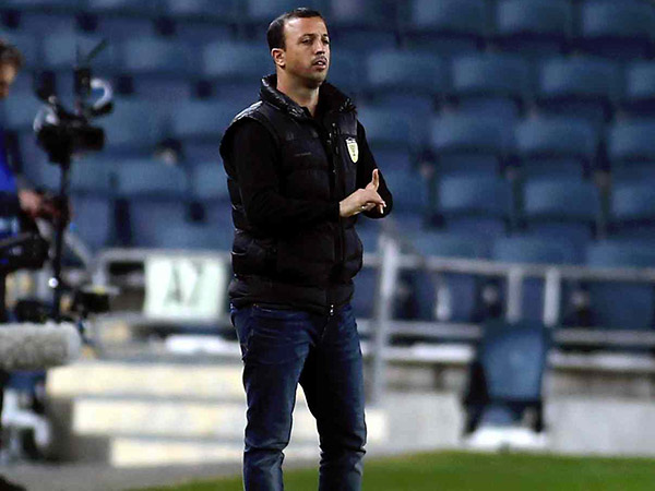 בן זקן צריך לשנות את הצבתו של שכטר? (אלן שיבר)