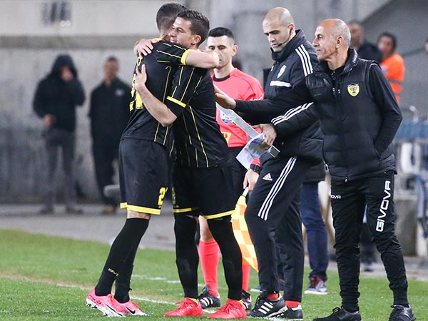 ורד. ארבעה חודשים בחוץ (דני מרון)