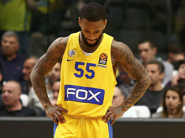 עדיין בתמונת ההצלבה (אלן שיבר)