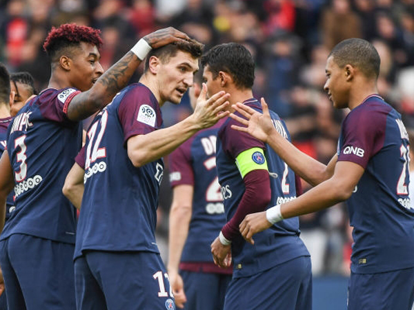 לא לקחו קשה את ההדחה מהאלופות (GETTY)