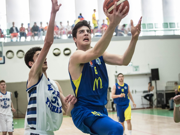 גם תצוגה ענקית שלו לא הספיקה. אבדיה (עודד קרני, איגוד הכדורסל)