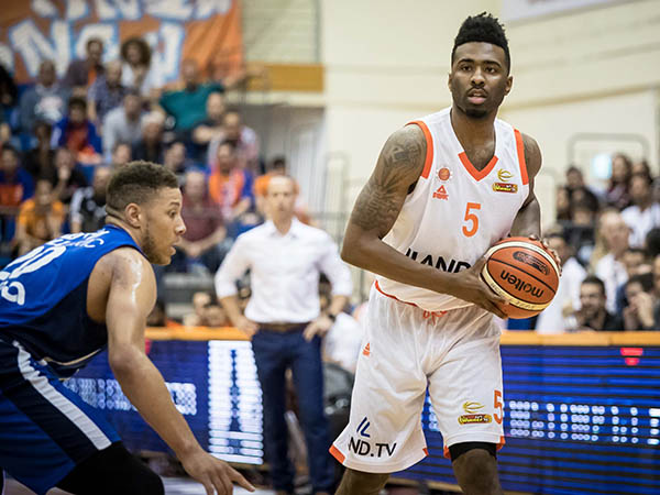 לגנפורד. לא תיכנן לשחק כל כך הרבה (מנהלת)