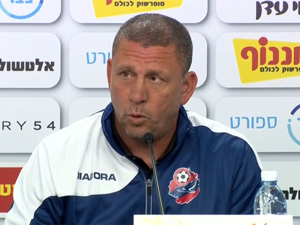 לא מסתכל על העונה הבאה. קלינגר