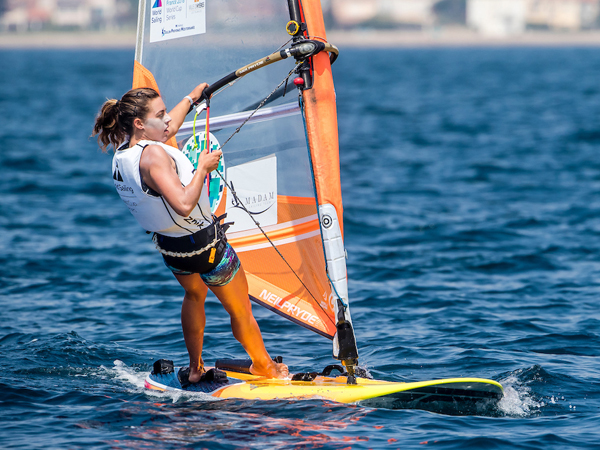 קרובה למדליה (איגוד השייט)