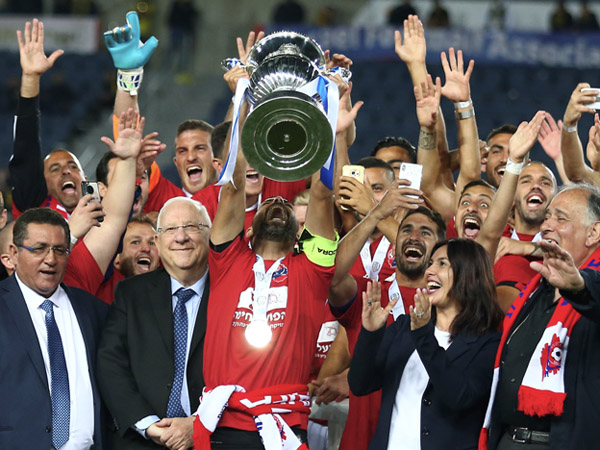 "זה חלום", בן בסט (אלן שיבר)