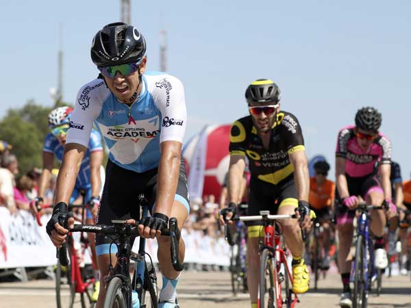 עומר גולדשטיין בתחרות בספרד. (באדיבות סייקלינג אקדמי)