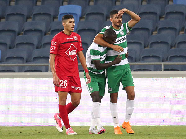 סלליך ומזרחי חוגגים. "נחזור עוצמתיים יותר" (צילום: יוסי שקל)