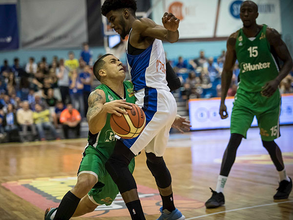 רודריגס מול דוסון. חיפה בדרך ללאומית (אלן שיבר)