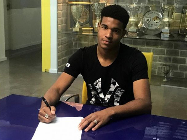 צ'ילאקה ישאיר חותם במכבי ת"א? (האתר הרשמי של מכבי ת"א)