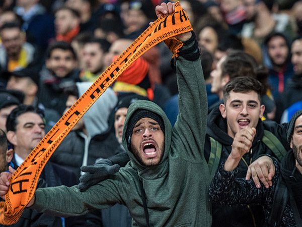 הקהל מזוהה דווקא עם הצבע הכתום (getty)