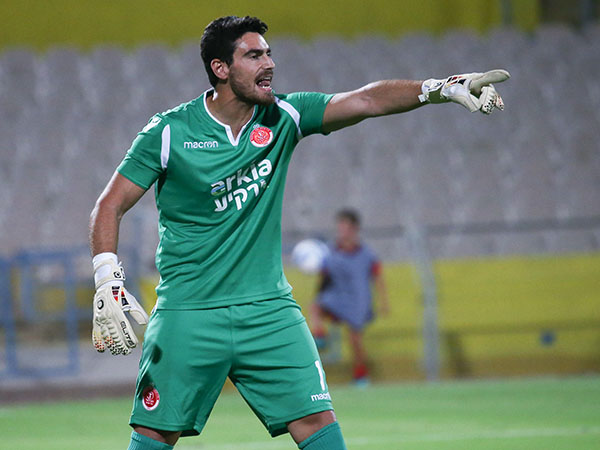 לבקוביץ' יחזור לשער מול חדרה? (צילום: אלן שיבר)