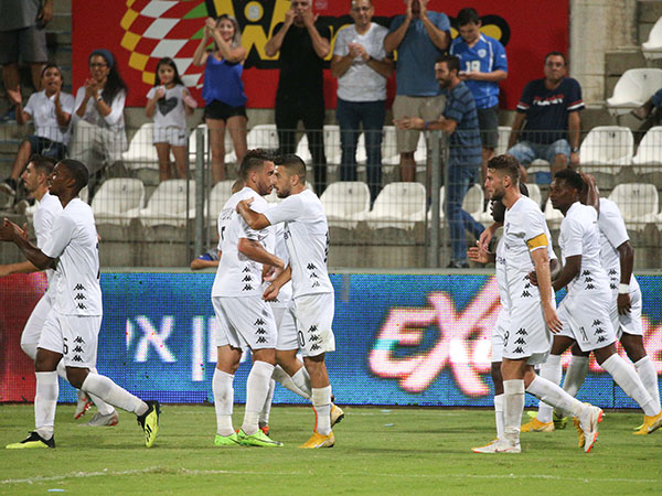 סגל כישרוני לק