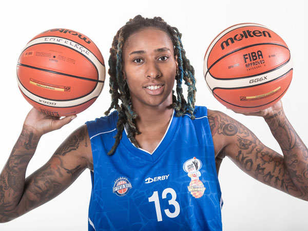 מצ' אפ מסקרן בין ברדפורד לריצ'רדסון (צילום: עודד קרני, באדיבות מנהלת ליגת העל לנשים בכדורסל)